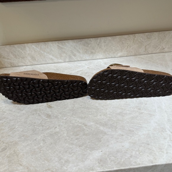 ***Authentic*** Birkenstock Madrid Big Buckle Leather Sandal - Picture 5 of 6
